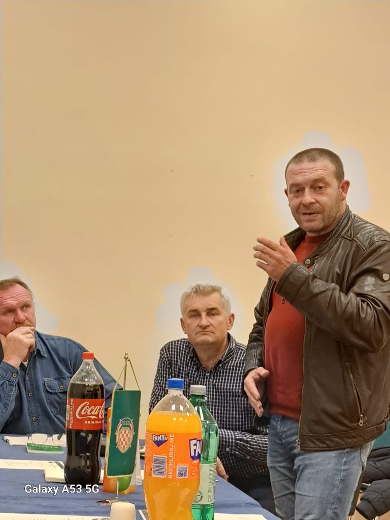 31afba57-a0e5-448f-8664-65857c666b20