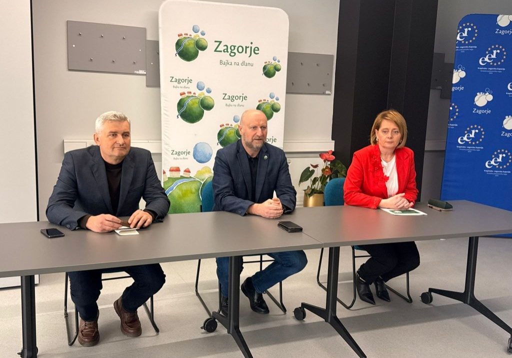 578904ce-94a3-41e7-8ecc-ef2b60c9db0f